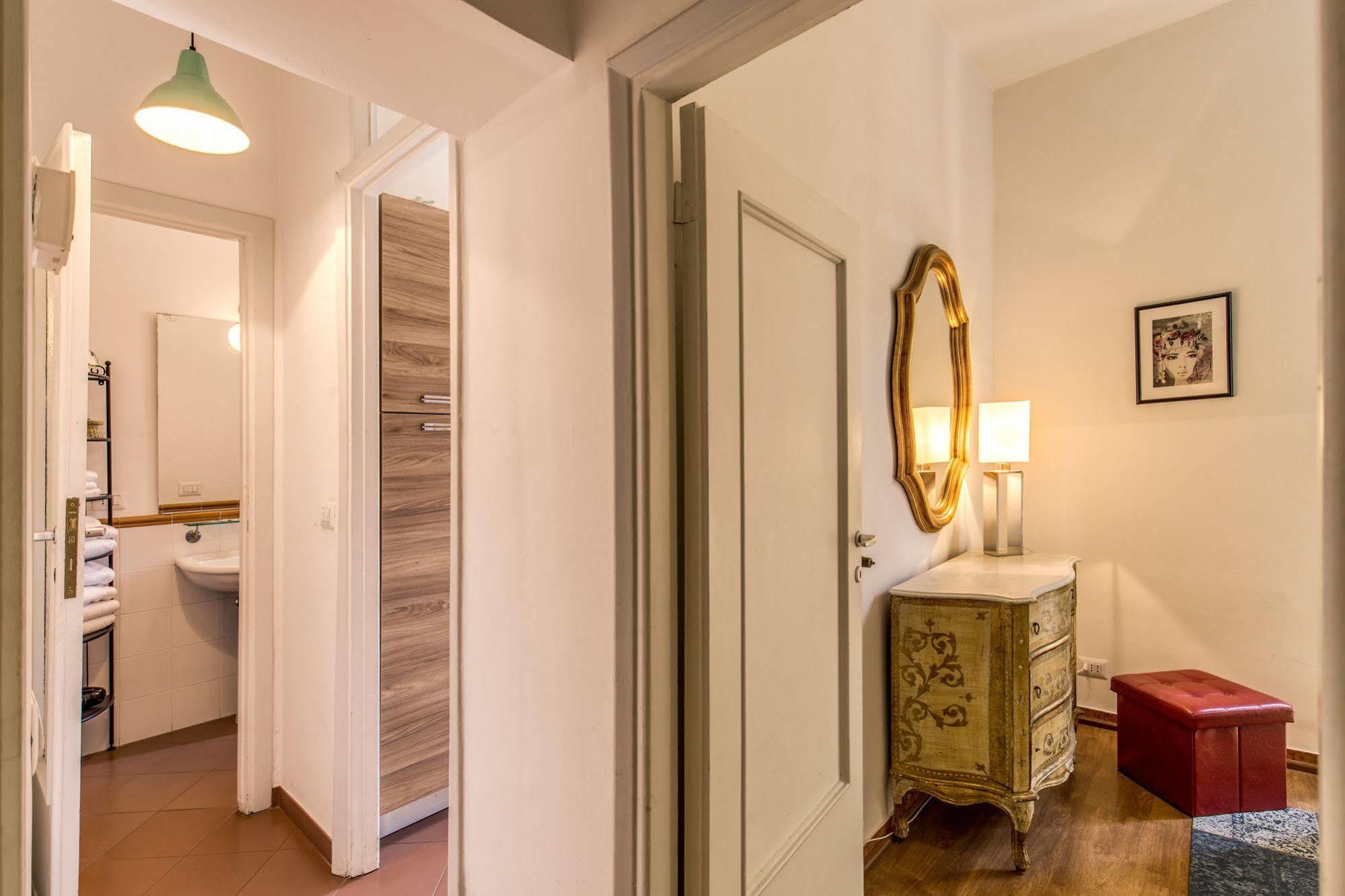Aweshomeitaly - Spagna Glamour Life Penthouse Roma Eksteriør bilde
